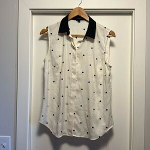Anne Taylor button down tank embroidered polkadot